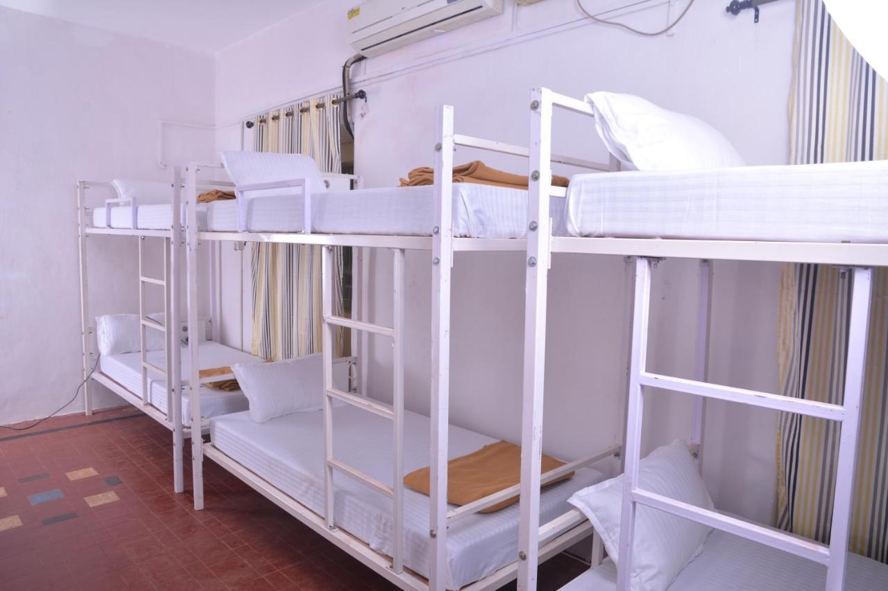 Folklore Hostel Goa Vagator Esterno foto