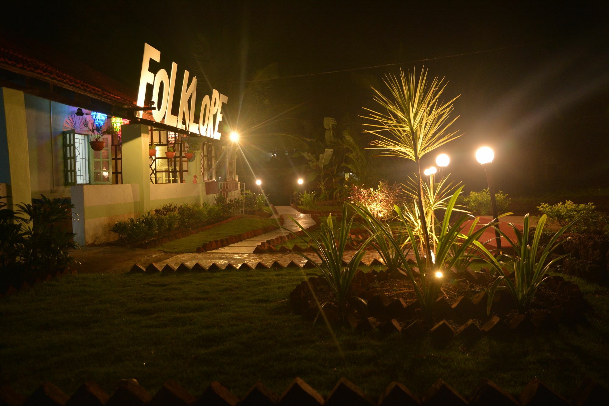Folklore Hostel Goa Vagator Esterno foto