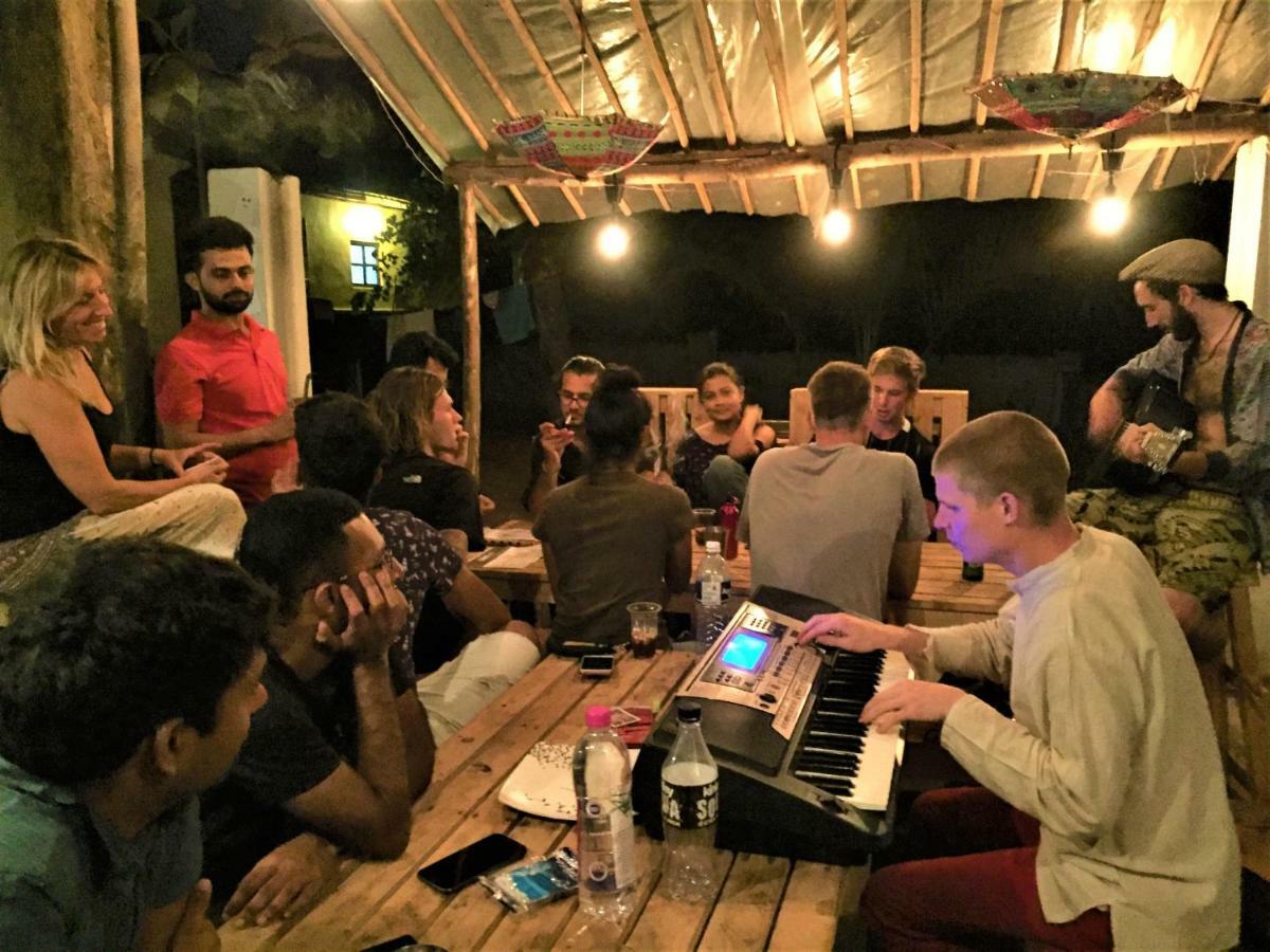 Folklore Hostel Goa Vagator Esterno foto