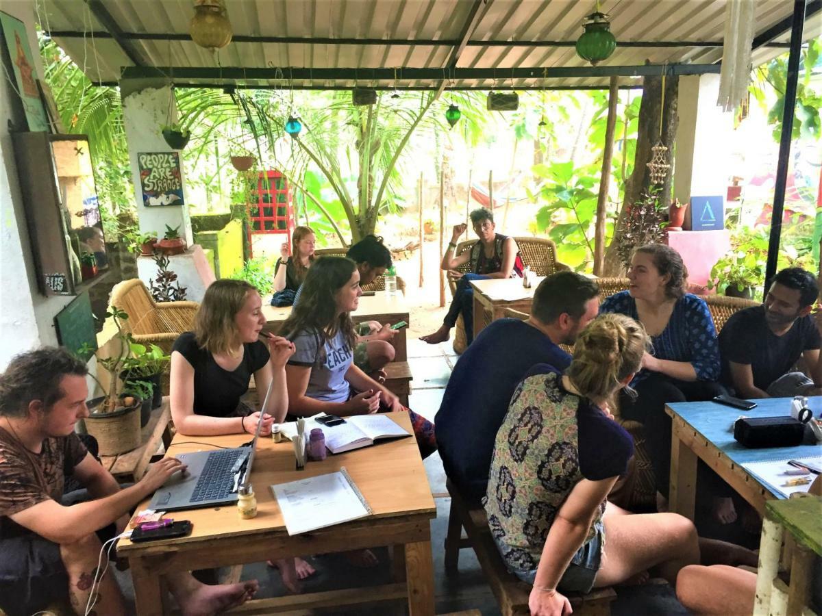 Folklore Hostel Goa Vagator Esterno foto